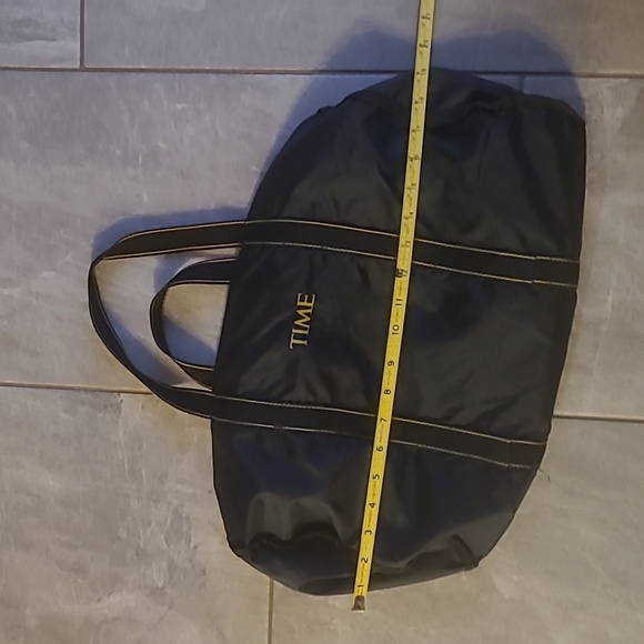 Vintage Tine Magazine Duffle bag - Picture 2 of 3